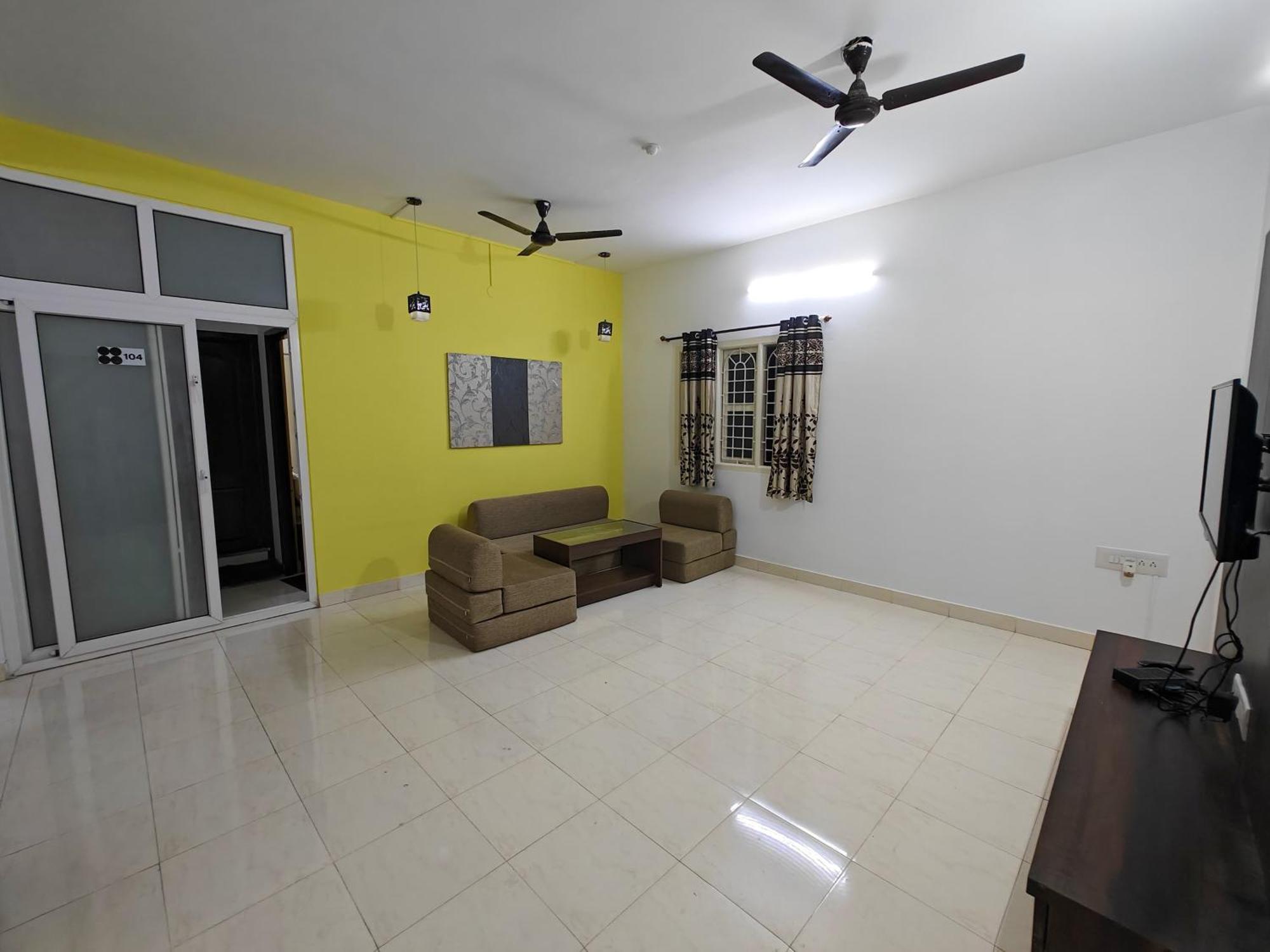 Sampada Homestay Bangalore Bagian luar foto
