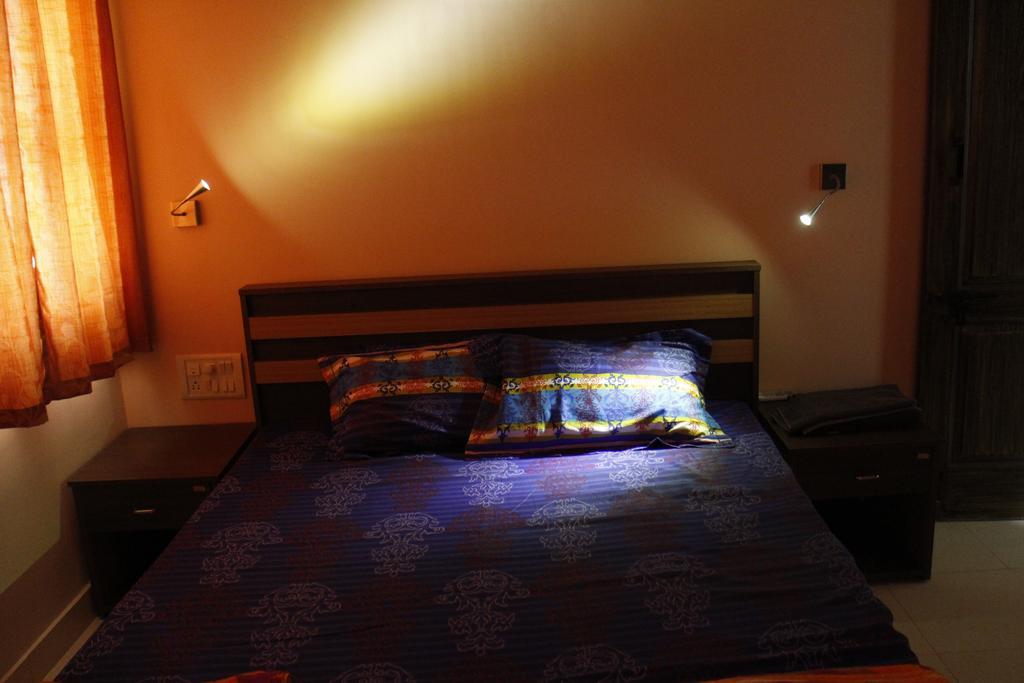 Sampada Homestay Bangalore Bagian luar foto