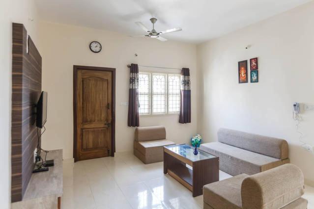 Sampada Homestay Bangalore Bagian luar foto